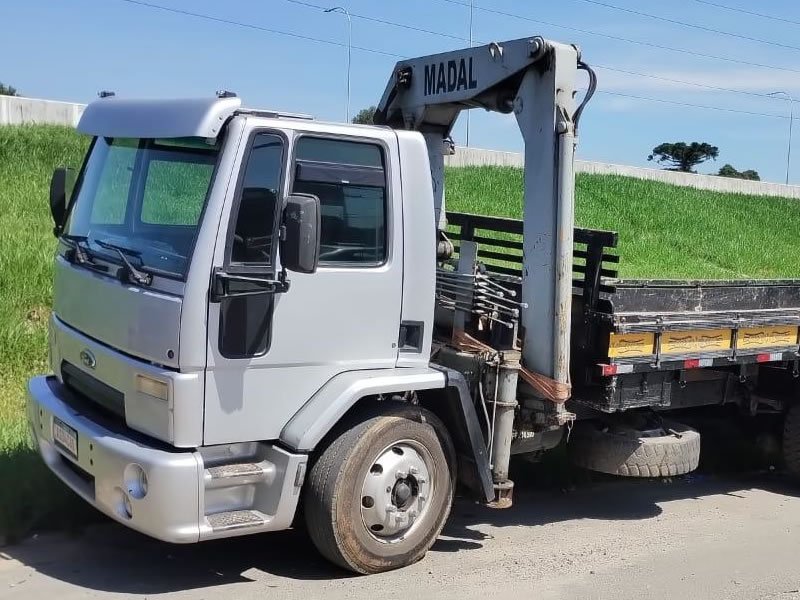 locacao de caminhoes muncks em curitiba
