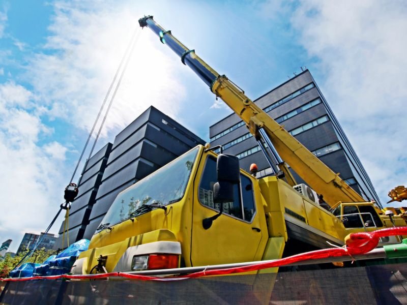 Caminhão munck com Cesto em Balsa Nova